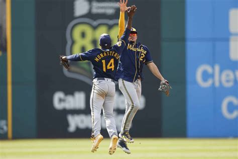 Brewers’ Miller beats his former team with an RBI double in the 10th in 5-4 win over Guardians
